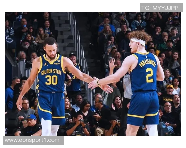 克莱状态回暖五记三分助力球队队友教练赞其牵制力巨大打开进攻缺口