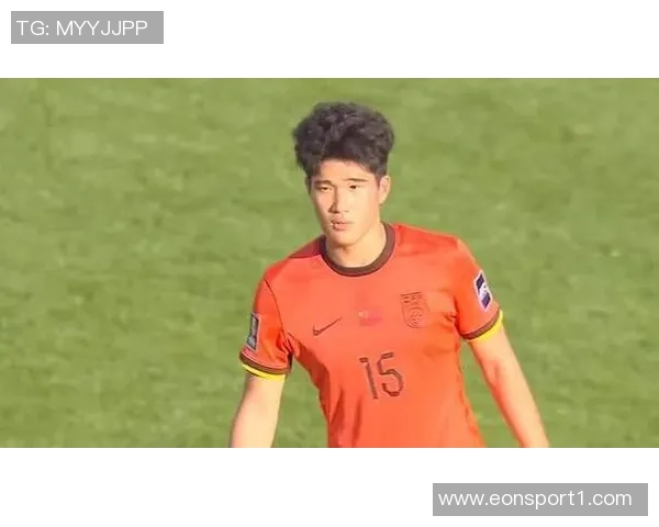 彭啸解围失误送角球U23伊拉克抓住机会反击战机再现