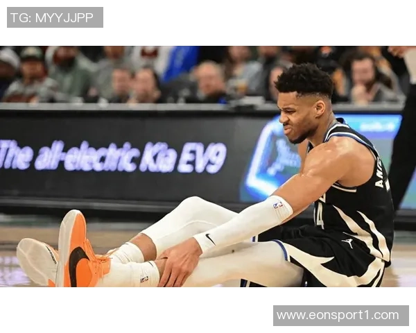 字母哥新冠康复后重返雄鹿训练营开展无对抗训练备战新赛季